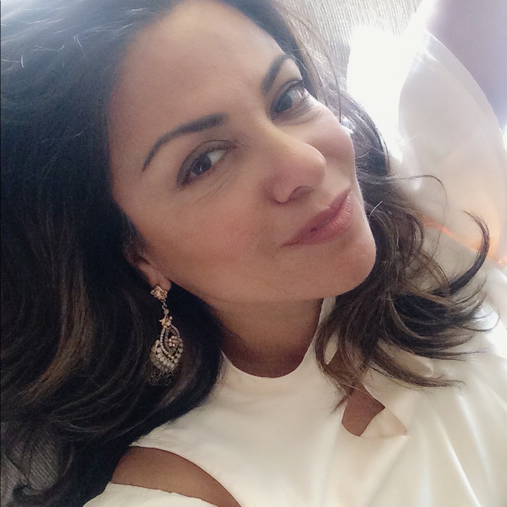 Meet your Posher, Olivia